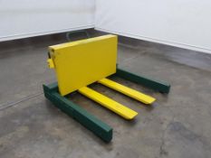 Southworth E-Z Reach SPTU-2 Portable Straddle Bin and Tote Tilter