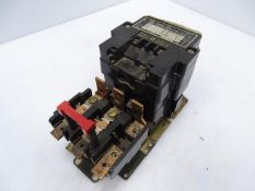 Used Square D CLASS 8536 TYPE SE01 Reversing Starter