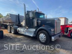 2016 Kenworth W900 T/A Daycab Truck Tractor