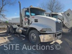 2013 Mack CXU613 T/A Daycab Truck Tractor