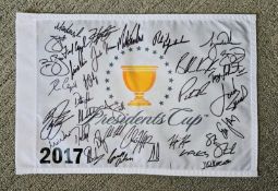 2017 Presidents Cup International & U.S.Team Pin Flag signed by Teams, Captains & Assistants