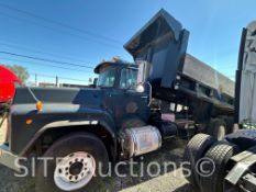 2001 Mack RB688S T/A Dump Truck