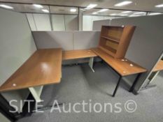 4 Cubicles & Contents