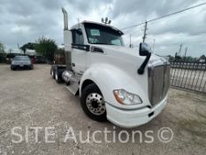 2015 Kenworth T680 T/A Daycab Truck Tractor