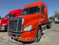 2017 Freightliner Cascadia T/A Sleeper Truck Tractor