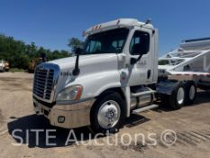 2010 Freightliner Cascadia T/A Daycab Truck Tractor