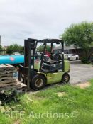 Clark CPG 25 Forklift