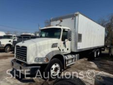 2013 Mack GU533 T/A Box Truck