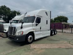 2015 Freightliner Cascadia T/A Sleeper Truck Tractor
