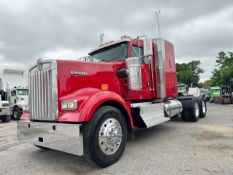 2012 Kenworth W900 T/A Sleeper Truck Tractor