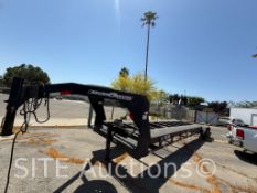 Gooseneck T/A Car Hauler Trailer