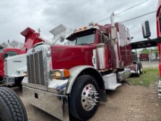 2003 Peterbilt 379 T/A Sleeper Truck Tractor