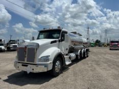 2017 Kenworth T880 Quad/A Tank Truck