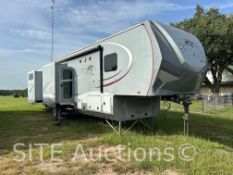 2016 Highland Ridge Open Range Roamer T/A 5th Wheel Trailer