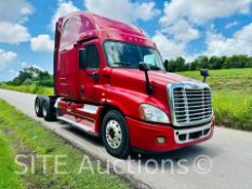 2013 Freightliner Cascadia T/A Sleeper Truck Tractor