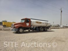 2005 Freightliner Columbia T/A Fuel Truck