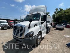 2015 Freightliner Cascadia T/A Daycab Truck Tractor