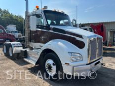 2017 Kenworth T880 T/A Daycab Truck Tractor