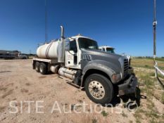 2009 Mack GU713 T/A Vacuum Truck