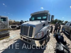 2014 Freightliner Cascadia T/A Daycab Truck Tractor