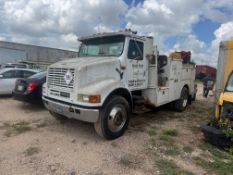 1995 International 8100 S/A Mechanic Truck