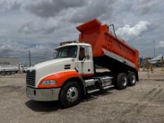 2015 Mack CXU613 T/A Dump Truck