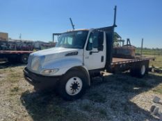 2009 International 4300 S/A Flatbed Truck