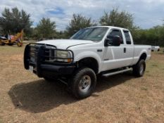 2004 Ford F250 SD Extended Cab Pickup Truck
