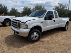 2005 Ford F350 SD Dually Extended Cab Pickup Truck