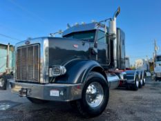2014 Peterbilt 367 Tri/A Heavy Haul Sleeper Truck