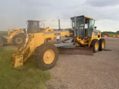 1989 John Deere 670B Motor Grader