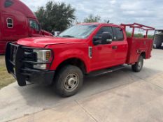 2018 Ford F350 XL 4x4 Extended Cab Service Truck