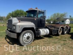 1998 Mack RD600 Tri/A Roll Off Truck
