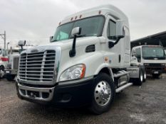 2016 Freightliner Cascadia T/A Sleeper Truck Tractor