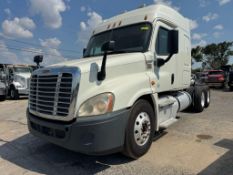 2016 Freightliner Cascadia T/A Sleeper Truck Tractor