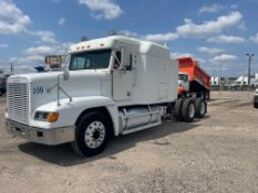 1999 Freightliner FLD120 T/A Sleeper Truck Tractor