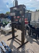 30 Ton Hydraulic Press