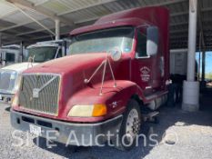 1999 Volvo VN T/A Sleeper Truck Tractor