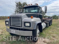 1998 Mack RD600 Tri/A Roll Off Truck