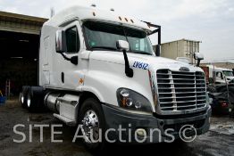 2016 Freightliner Cascadia T/A Sleeper Truck Tractor