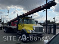 2004 International 7500 T/A Conveyor Truck