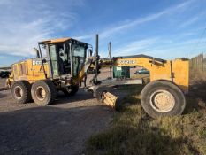 2014 John Deere 772G Motor Grader
