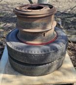Four Bedford wheel rims