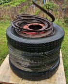 Four Bedford O Type wheels
