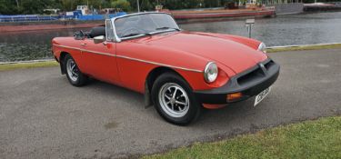 1976 MGB 1798cc. Registration number CIB 1146. VIN number GHN5 397442G.
