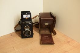 A Voigtlander Brillant reflex camera with Anastigmat Skopar 1:4,5 7,5cm lens