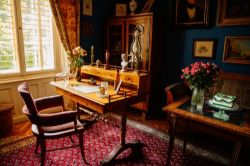 Antique Vintage and Later Furniture and Furnishings 1