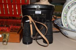 A pair of Carl Zeiss Jena binoculars with original leather case, model Jenoptem 7 x 50 w, multi-