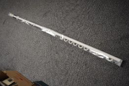 A white painted wooden curtain pole 180cm.
