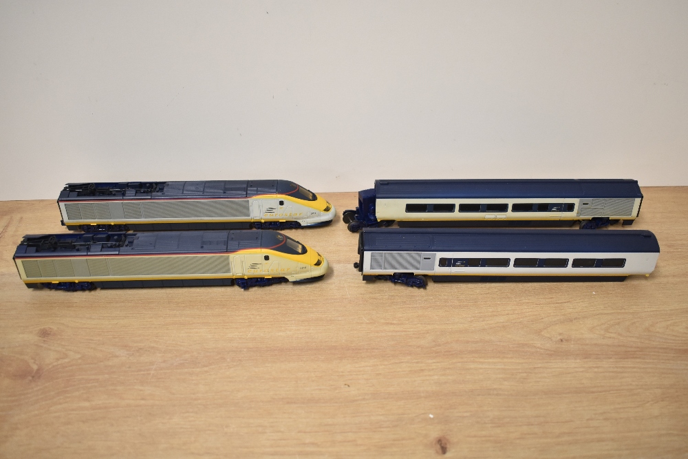 A Hornby 00 gauge Eurostar Class 373 Powered Locomotive, Unpowered Locomotive and two Passenger - Image 2 of 2